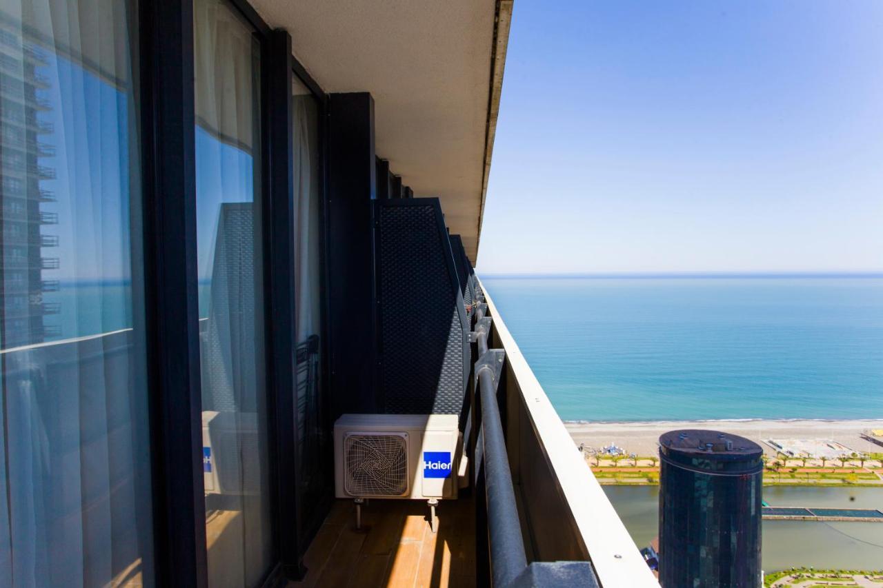 Сozy Apartment In Orbi City Batumi Eksteriør billede